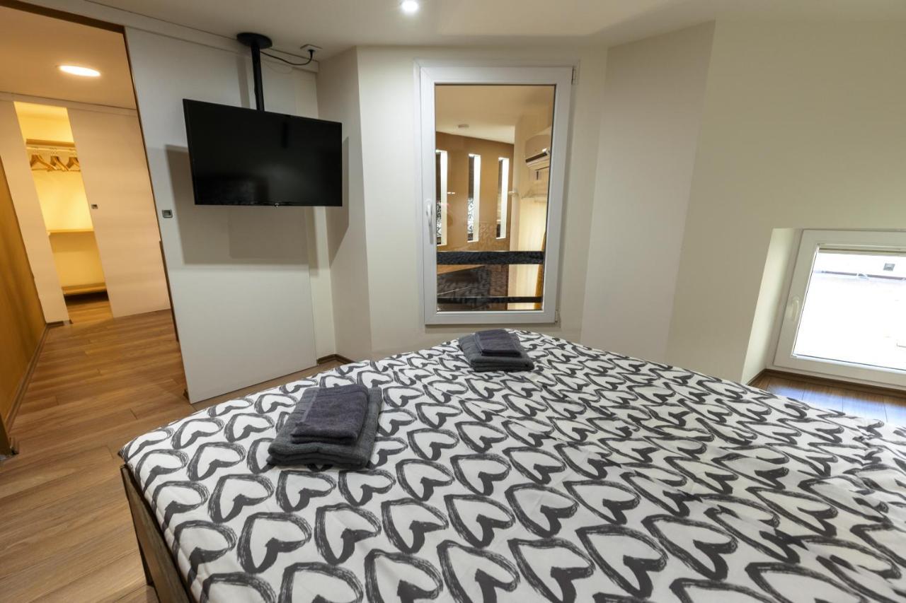 Kazinczy 10 Apartment With 3 Bedrooms 布达佩斯 外观 照片